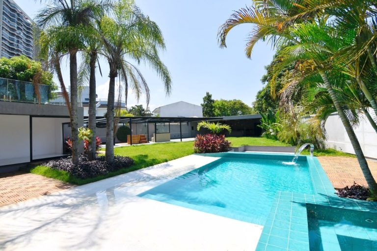 Casa Triplex Condomínio Mansões Barra Da Tijuca Casa Triplex Condomínio Mansões Barra Da Tijuca