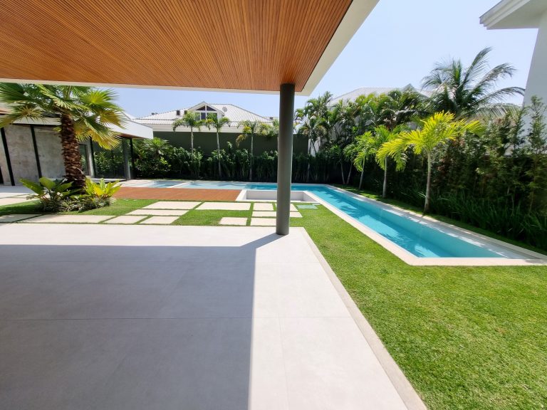 Casa Triplex Condomínio Mansões da Barra Casa Triplex Condomínio Mansões da Barra
