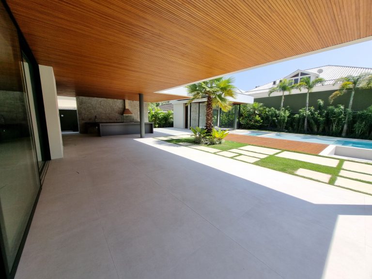 Casa Triplex Condomínio Mansões da Barra Casa Triplex Condomínio Mansões da Barra