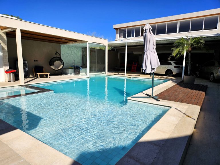 Excelente casa Triplex na Barra da Tijuca Excelente casa Triplex na Barra da Tijuca