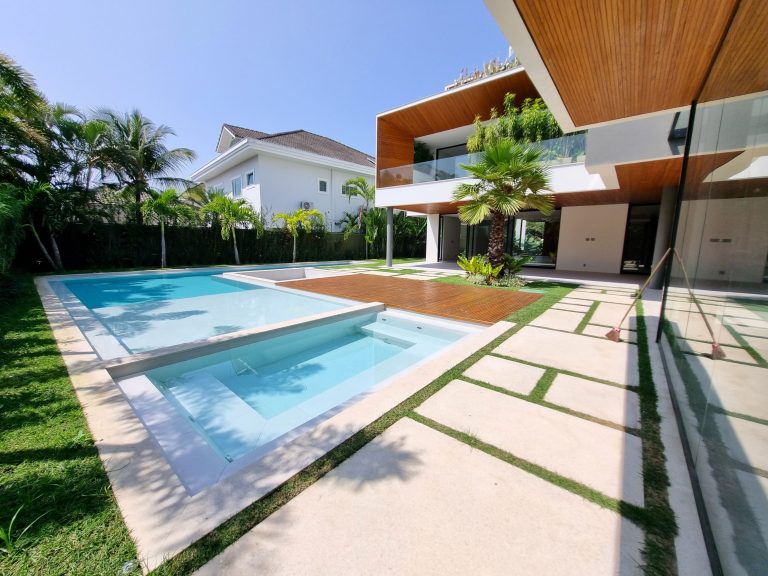 Casa Triplex Condomínio Mansões da Barra Casa Triplex Condomínio Mansões da Barra