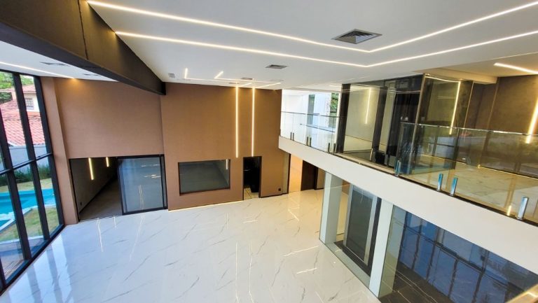 Casa Triplex Condomínio Mansões Barra Da Tijuca Casa Triplex Condomínio Mansões Barra Da Tijuca