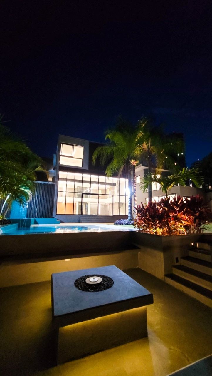 Casa Triplex Condomínio Mansões Barra Da Tijuca Casa Triplex Condomínio Mansões Barra Da Tijuca