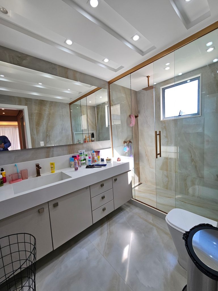 Excelente casa Triplex na Barra da Tijuca Excelente casa Triplex na Barra da Tijuca