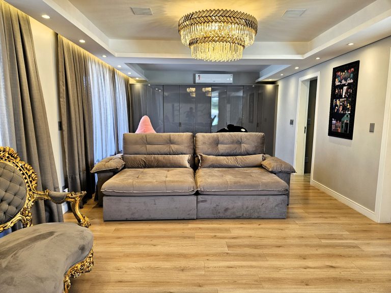 Excelente casa Triplex na Barra da Tijuca Excelente casa Triplex na Barra da Tijuca