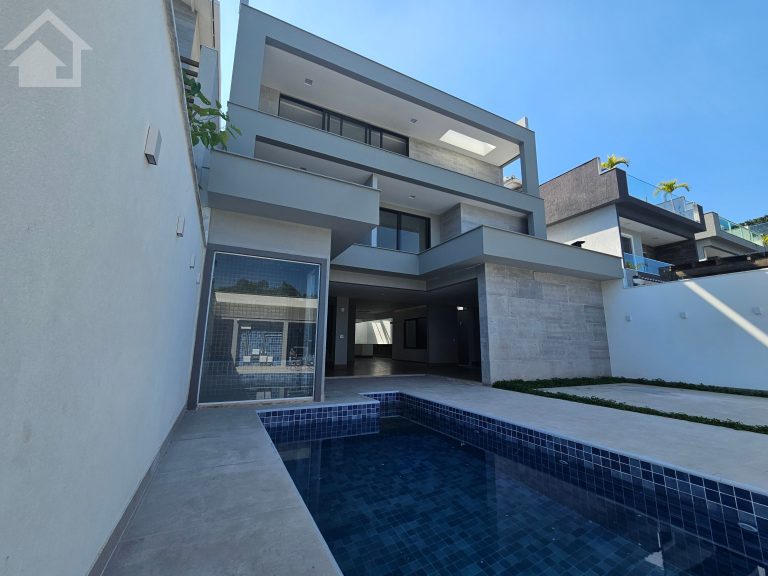 Casa Triplex Condomínio Art Life Recreio do Bandeirantes Casa Triplex Condomínio Art Life Recreio do Bandeirantes