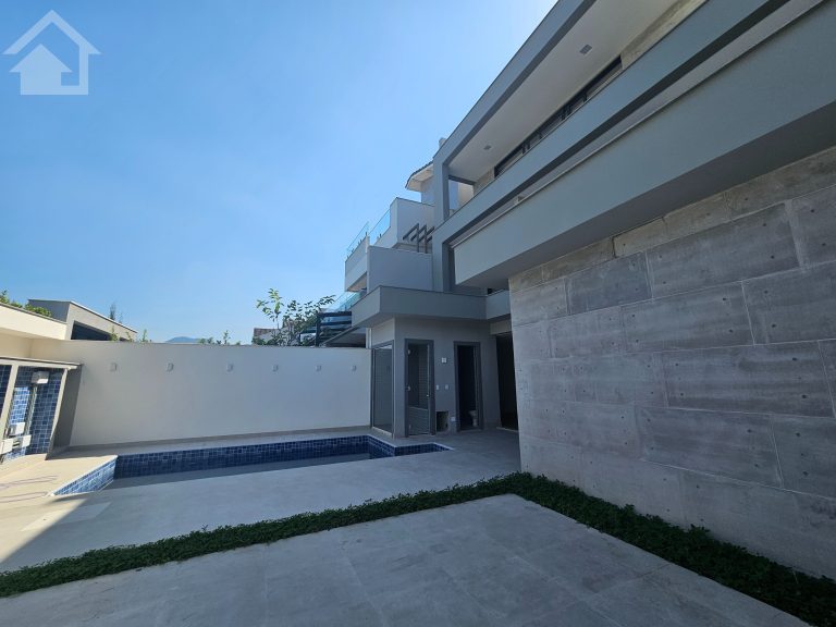 Casa Triplex Condomínio Art Life Recreio do Bandeirantes Casa Triplex Condomínio Art Life Recreio do Bandeirantes