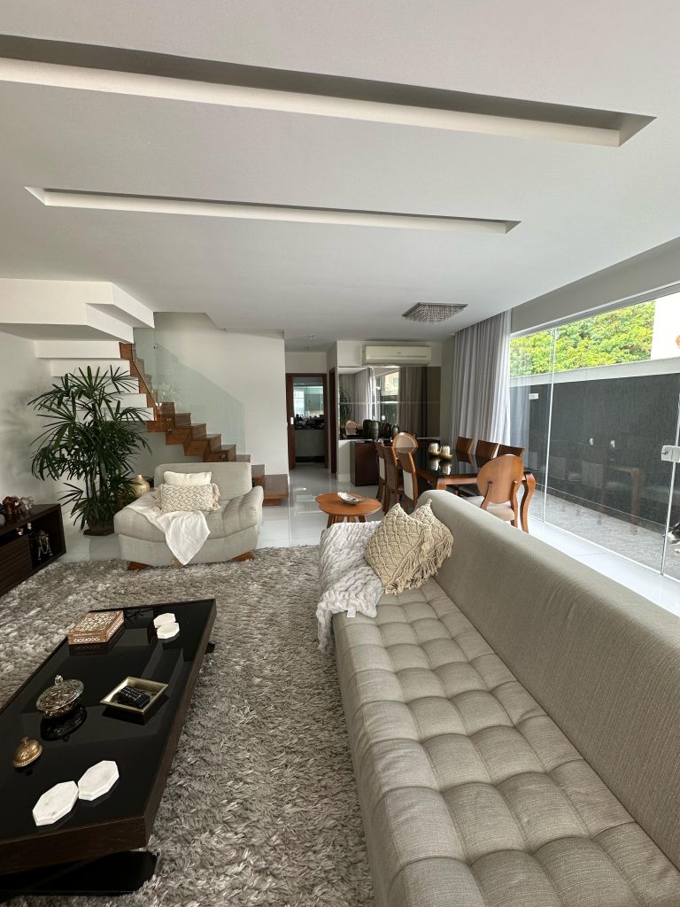 CASA DUPLEX OPORTUNIDADE NO CONDOMÍNIO RIVIERA DEL SOL / TODA MOBILIADA CASA DUPLEX OPORTUNIDADE NO CONDOMÍNIO RIVIERA DEL SOL / TODA MOBILIADA