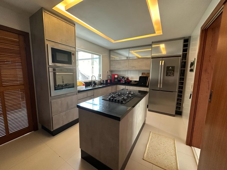 CASA DUPLEX OPORTUNIDADE NO CONDOMÍNIO RIVIERA DEL SOL / TODA MOBILIADA CASA DUPLEX OPORTUNIDADE NO CONDOMÍNIO RIVIERA DEL SOL / TODA MOBILIADA