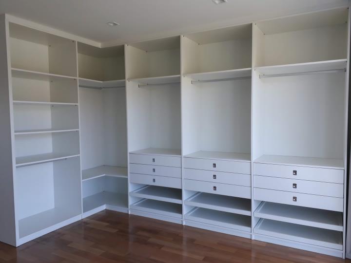 CONDOMINÍO MANSÕES DA BARRA IMÓVEL ÚNICO COM 5 ACESSOS INDEPENDENTES, 3 VAGAS DE GARAGEM COBERTAS, HOME OFFICE COM ENTRADA EXTERNA, SUÍTE MASTER COM 70M2, SUÍTE EM ANDAR INTERMEDIÁRIO PARA HOME THEATER/VISITA, CASA DE HÓSPEDES COMPLETA, ÁREA DE LAZER EXTENSA COM JARDIM CONDOMINÍO MANSÕES DA BARRA IMÓVEL ÚNICO COM 5 ACESSOS INDEPENDENTES, 3 VAGAS DE GARAGEM COBERTAS, HOME OFFICE COM ENTRADA EXTERNA, SUÍTE MASTER COM 70M2, SUÍTE EM ANDAR INTERMEDIÁRIO PARA HOME THEATER/VISITA, CASA DE HÓSPEDES COMPLETA, ÁREA DE LAZER EXTENSA COM JARDIM