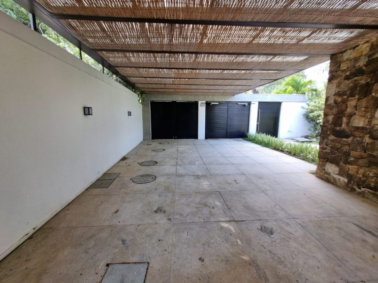 CONDOMINÍO MANSÕES DA BARRA