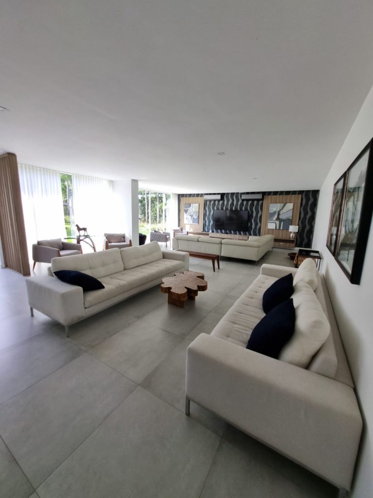 CONDOMINÍO MANSÕES DA BARRA