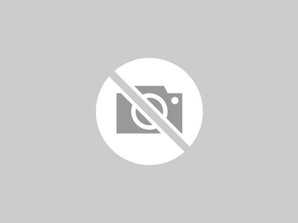 LINDA CASA DUPLEX no Condomínio Tangaras   Vargem Pequena RGI individual com Habite-se documentação 100% para financiamento bancário 04 Suítes e 1 quarto dependência Projeto de Armários incluídos para quartos , cozinha , área serviço, closet e banheiros Ampla cozinha e salão com Varanda Gourmet e piscina com bancada bar molhado Projeto Armários quartos e banheiros, closet área serviço , cozinha com ilha e painel com rack sala Vaga 2 carro Área construída 190m2